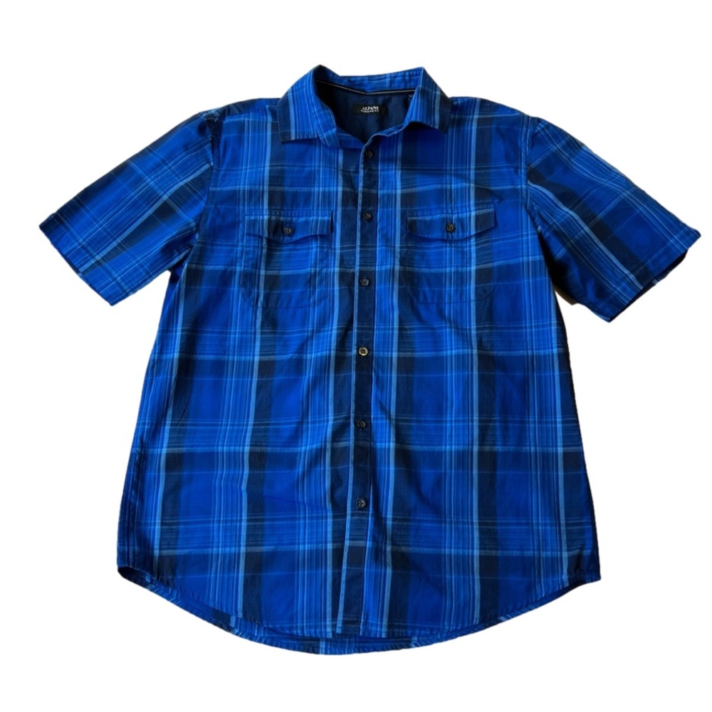 Alfani Regular Fit Blue Plaid Button Down Short Sleeve Shirt, Size Medium